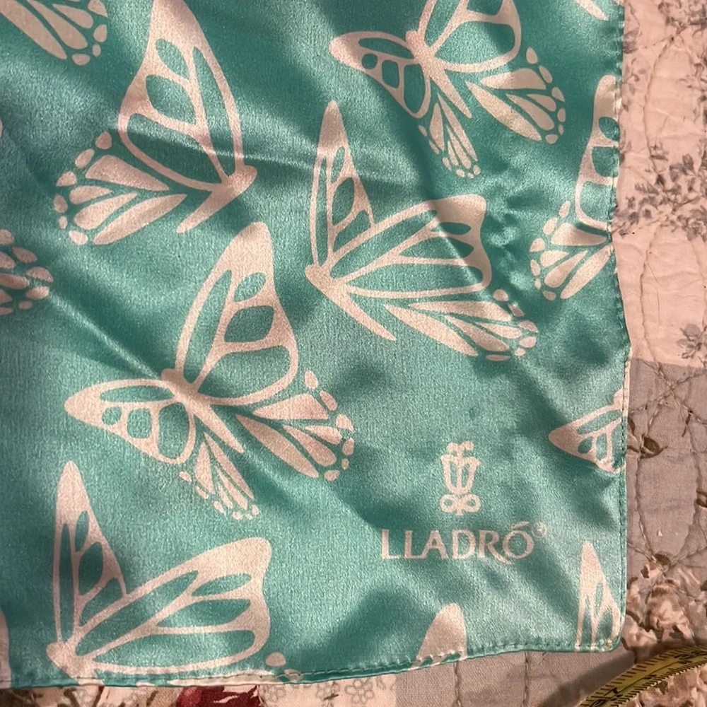Lladro butterfly silk square scarf 33”